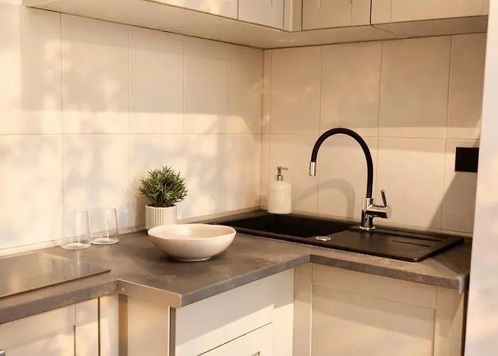 Sunny Wola Apartment