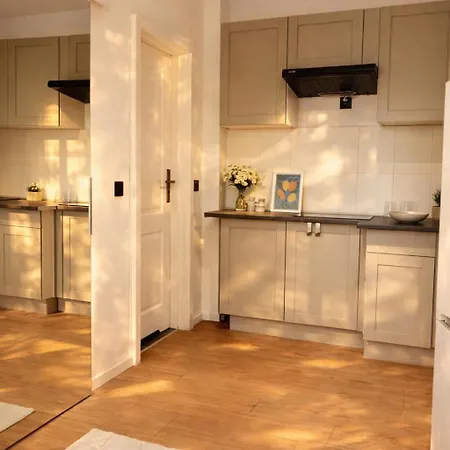 Sunny Wola وارسو